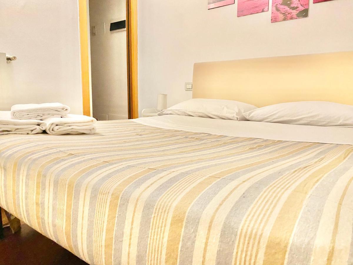 Bilocale In Piazza Duomo 4Pax Lägenhet Milano Exteriör bild